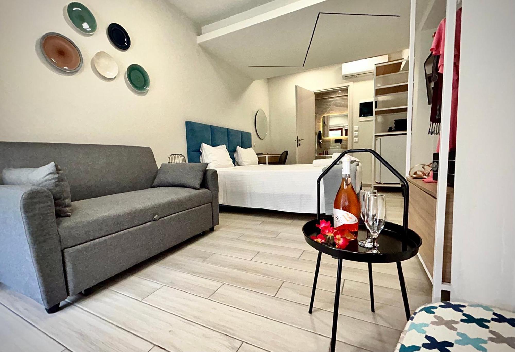 Porto Portes Suites 네아 포티데아 외부 사진