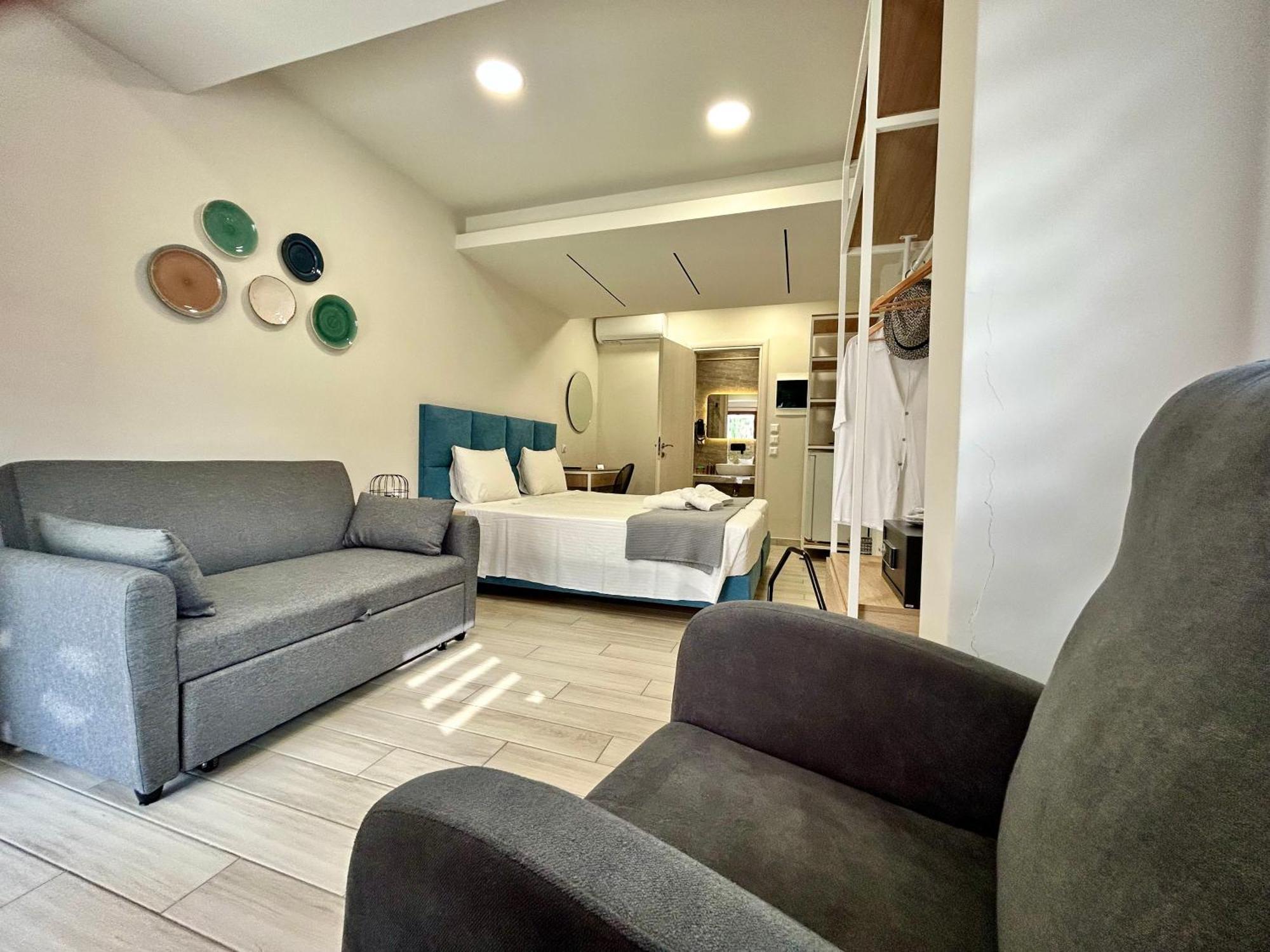 Porto Portes Suites 네아 포티데아 외부 사진