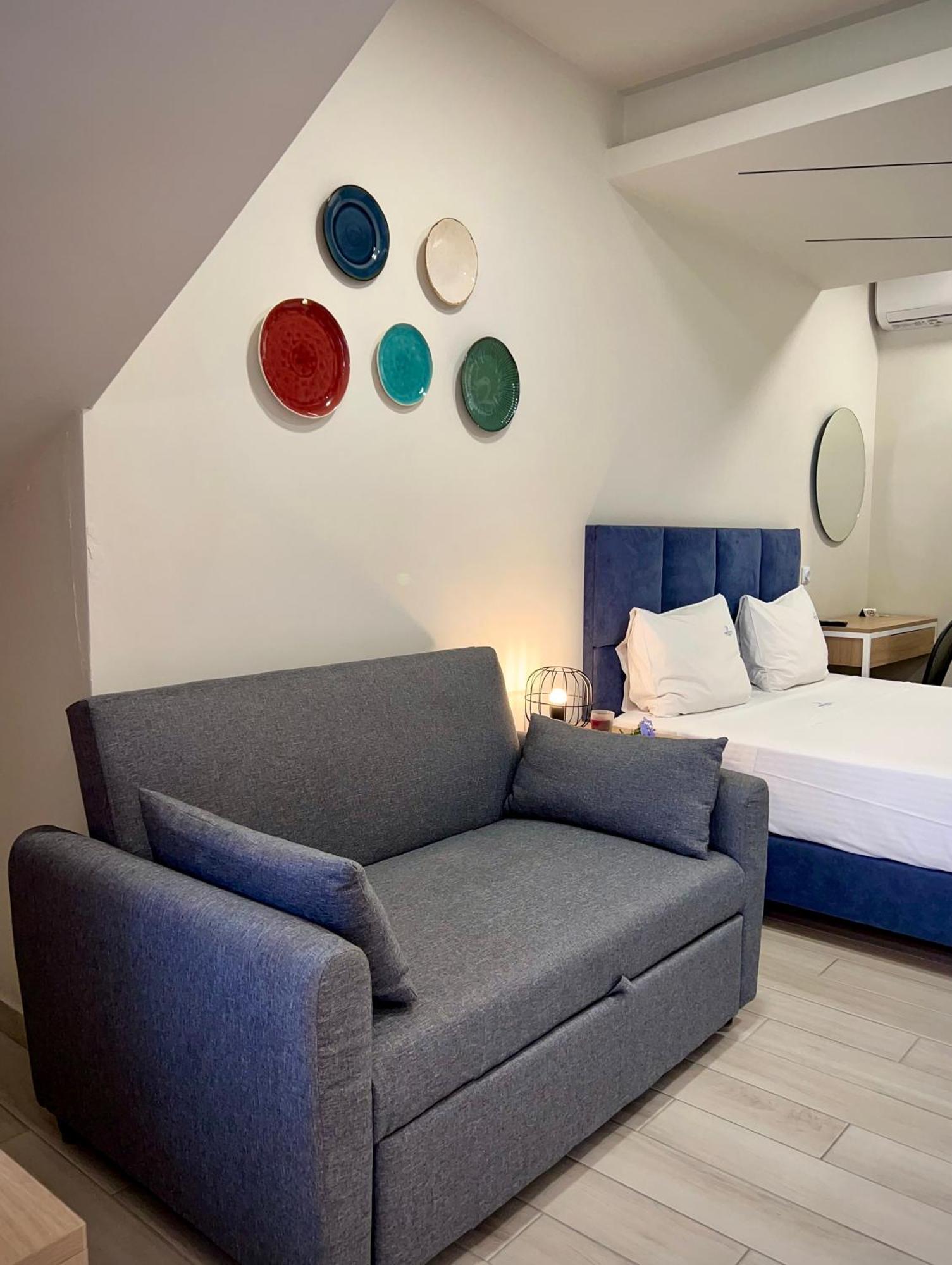 Porto Portes Suites 네아 포티데아 외부 사진