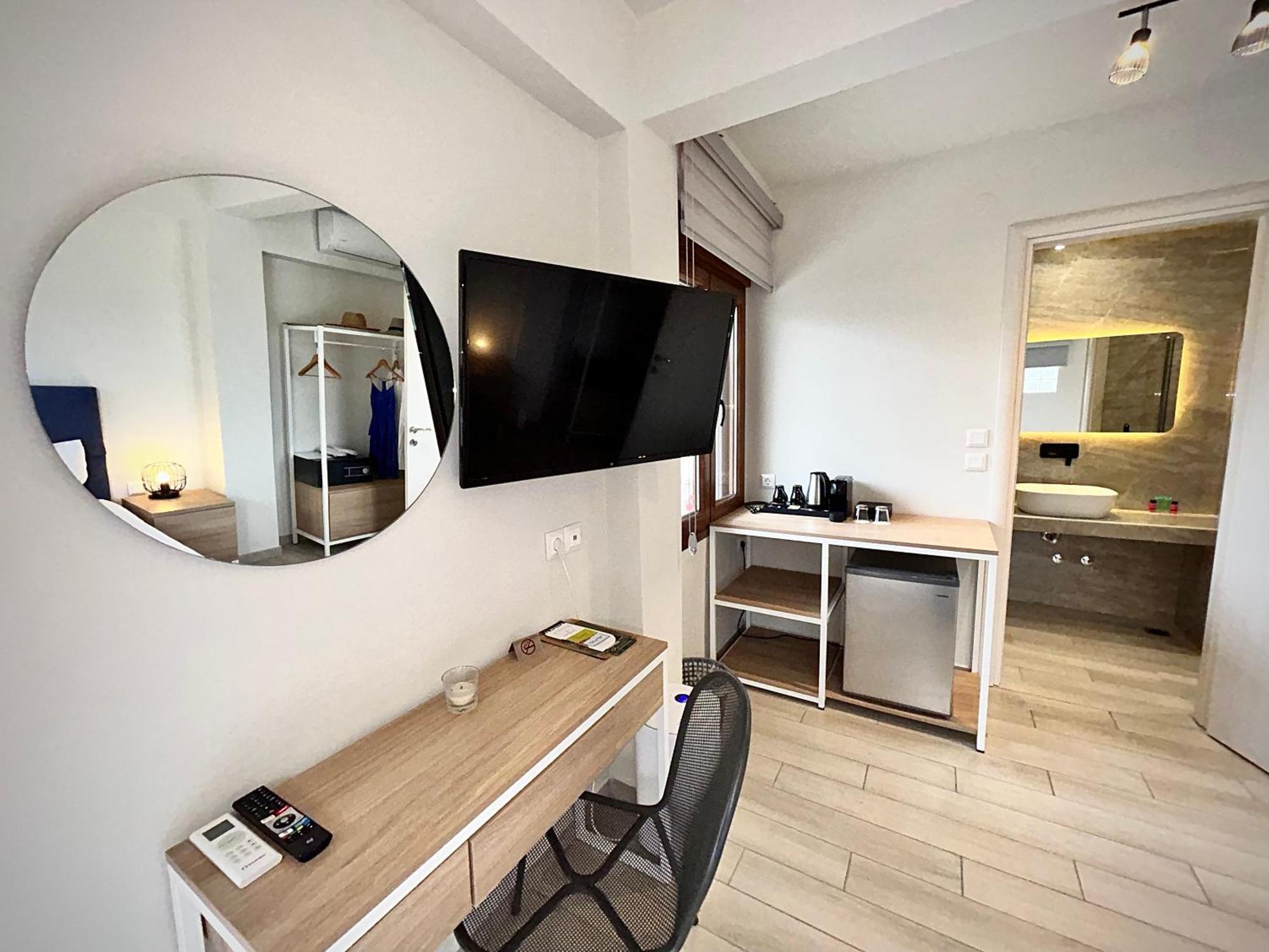 Porto Portes Suites 네아 포티데아 외부 사진