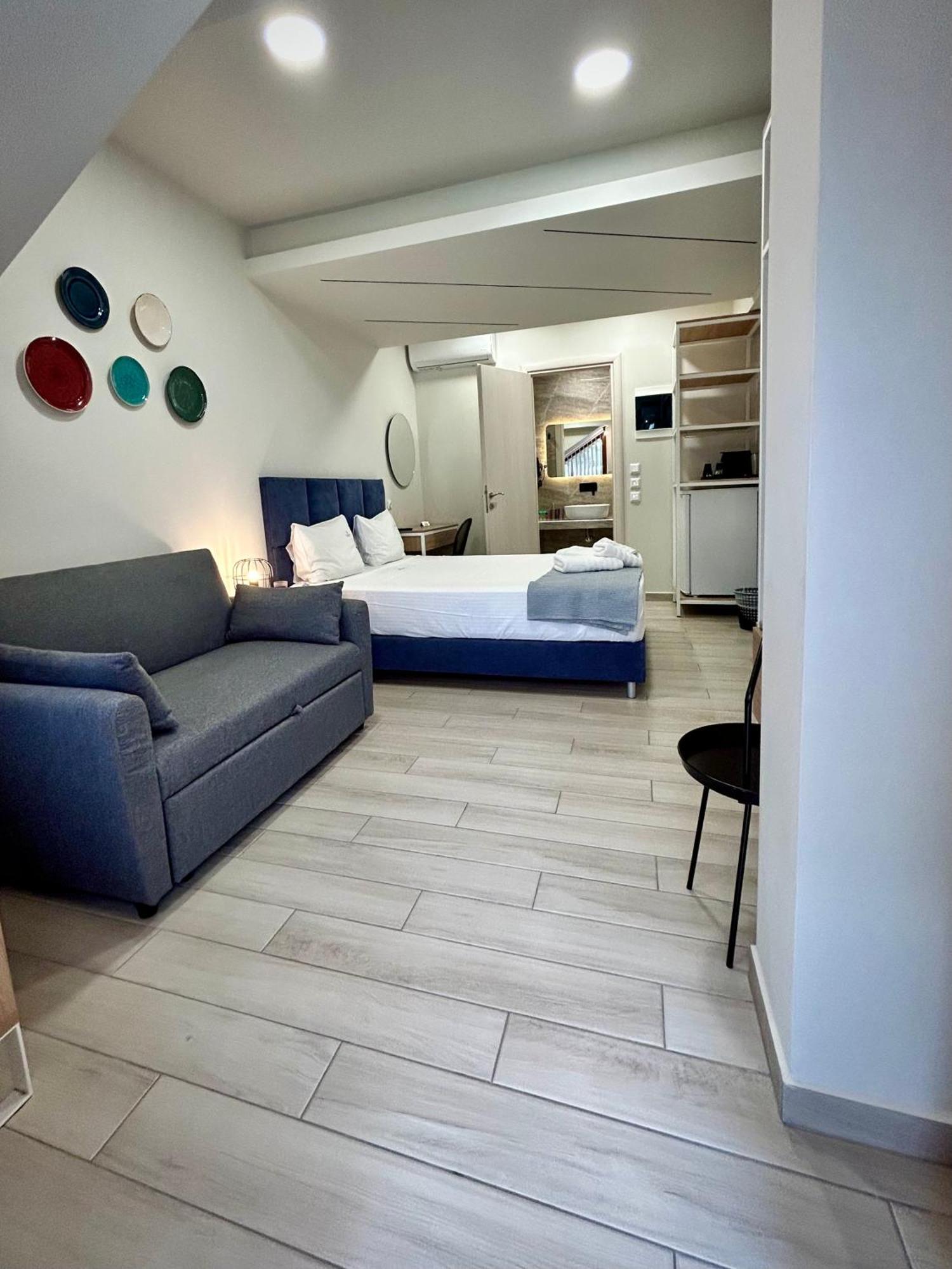 Porto Portes Suites 네아 포티데아 외부 사진