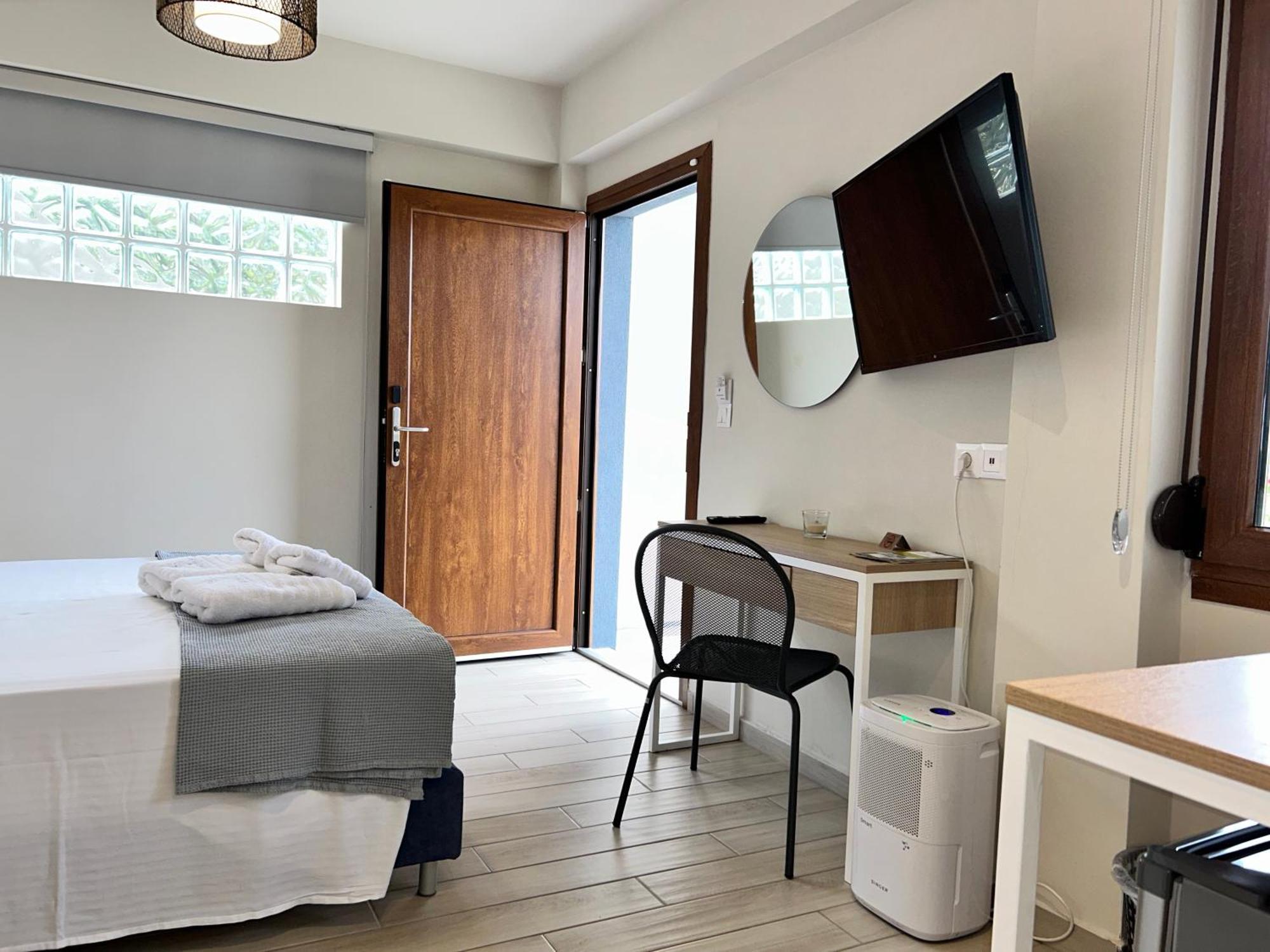 Porto Portes Suites 네아 포티데아 외부 사진