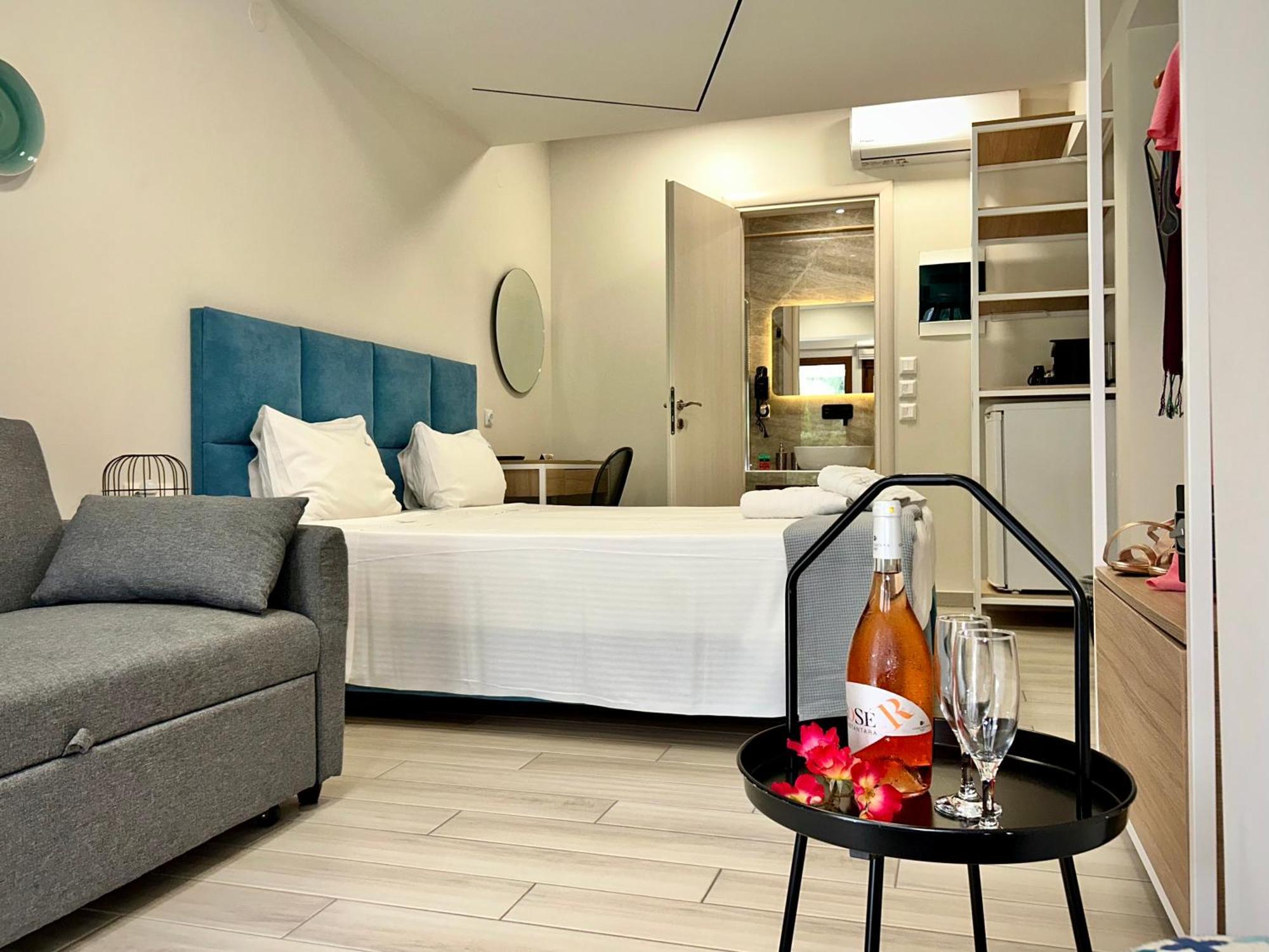 Porto Portes Suites 네아 포티데아 외부 사진